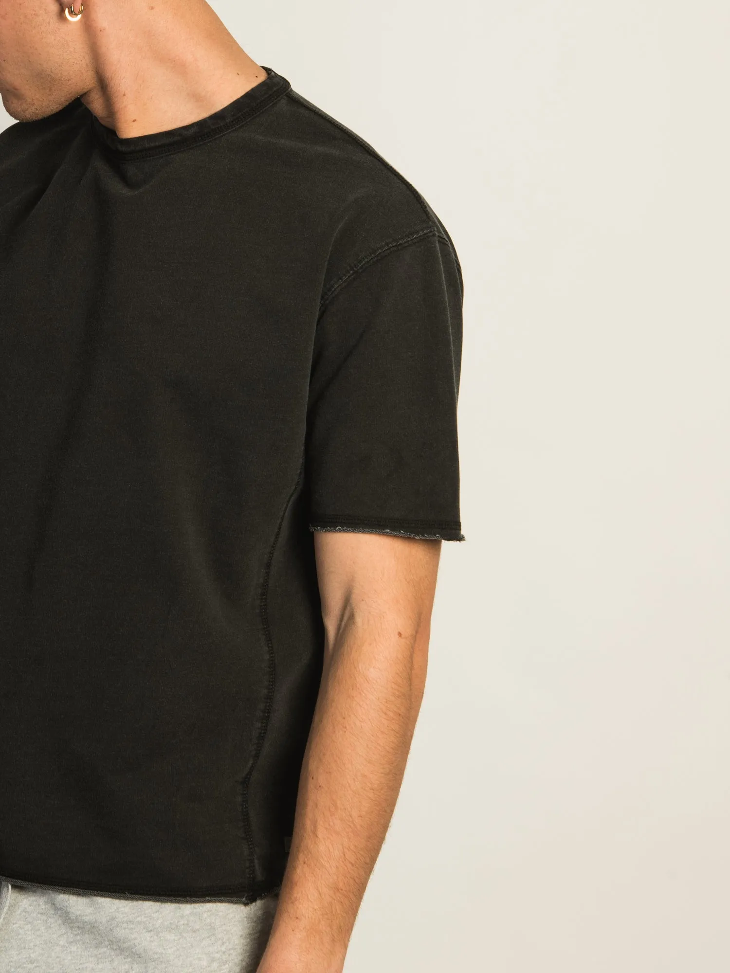 KOLBY OVERSIZED FRENCH TERRY TEE - BLACK