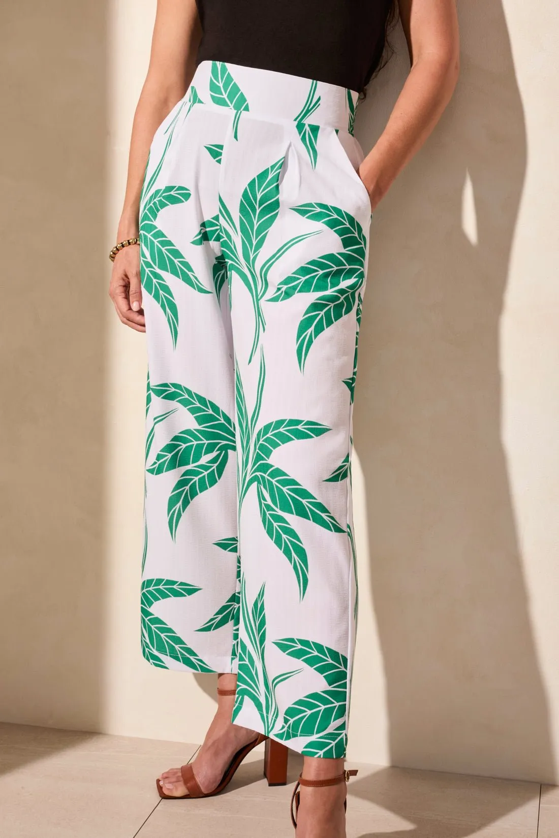 Tribal Pull-On Ankle Pants with Pleats in White Floral